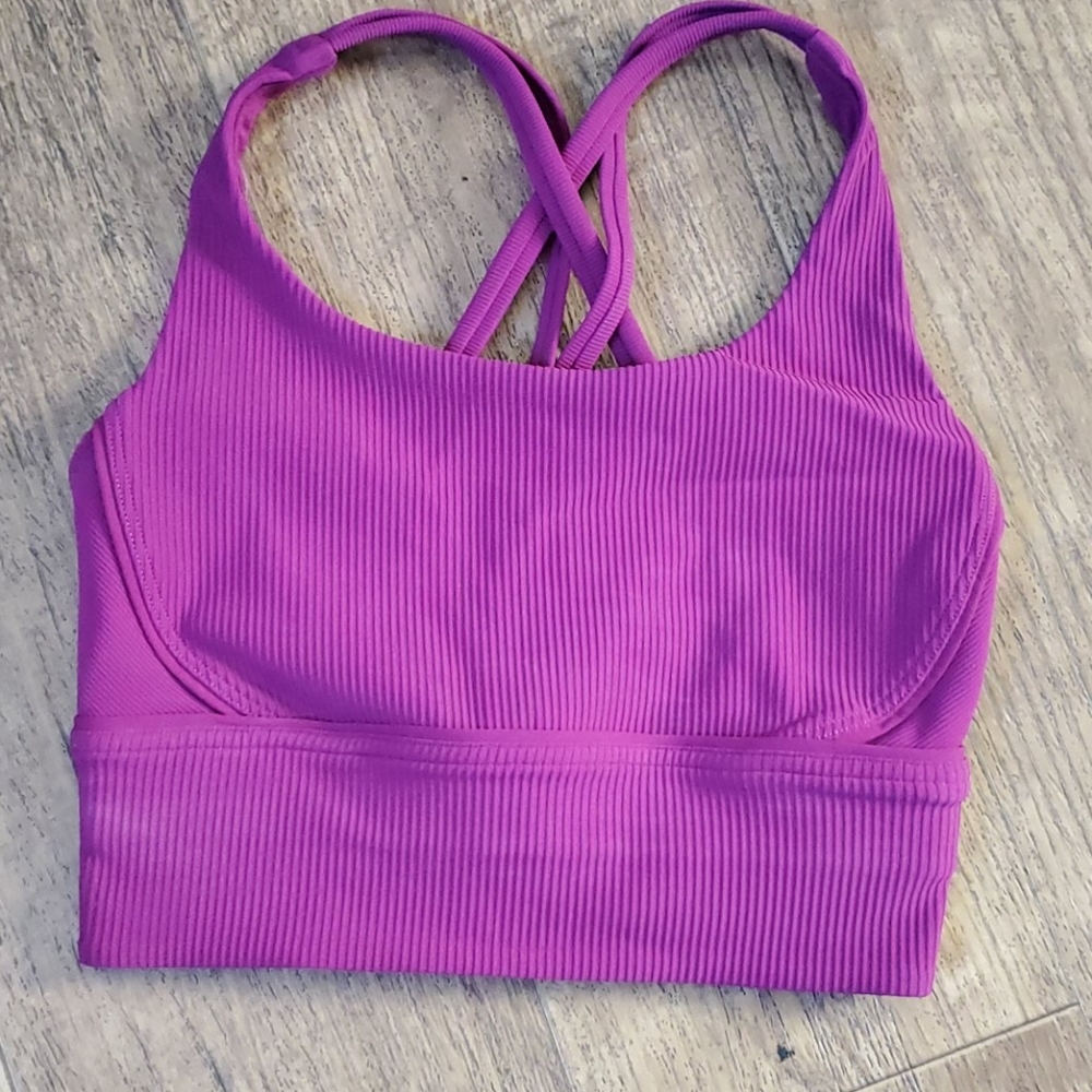 Lululemon sports bra